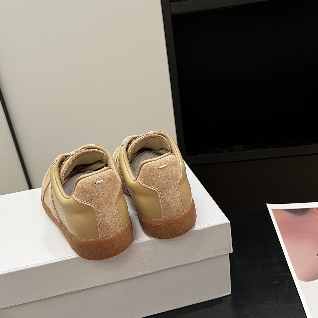Designer Women Shoes