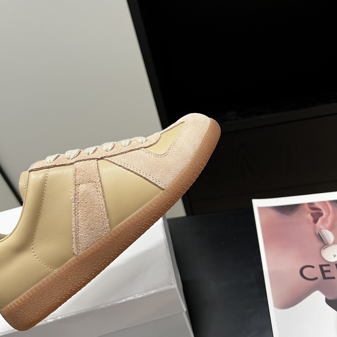 Designer Women Shoes
