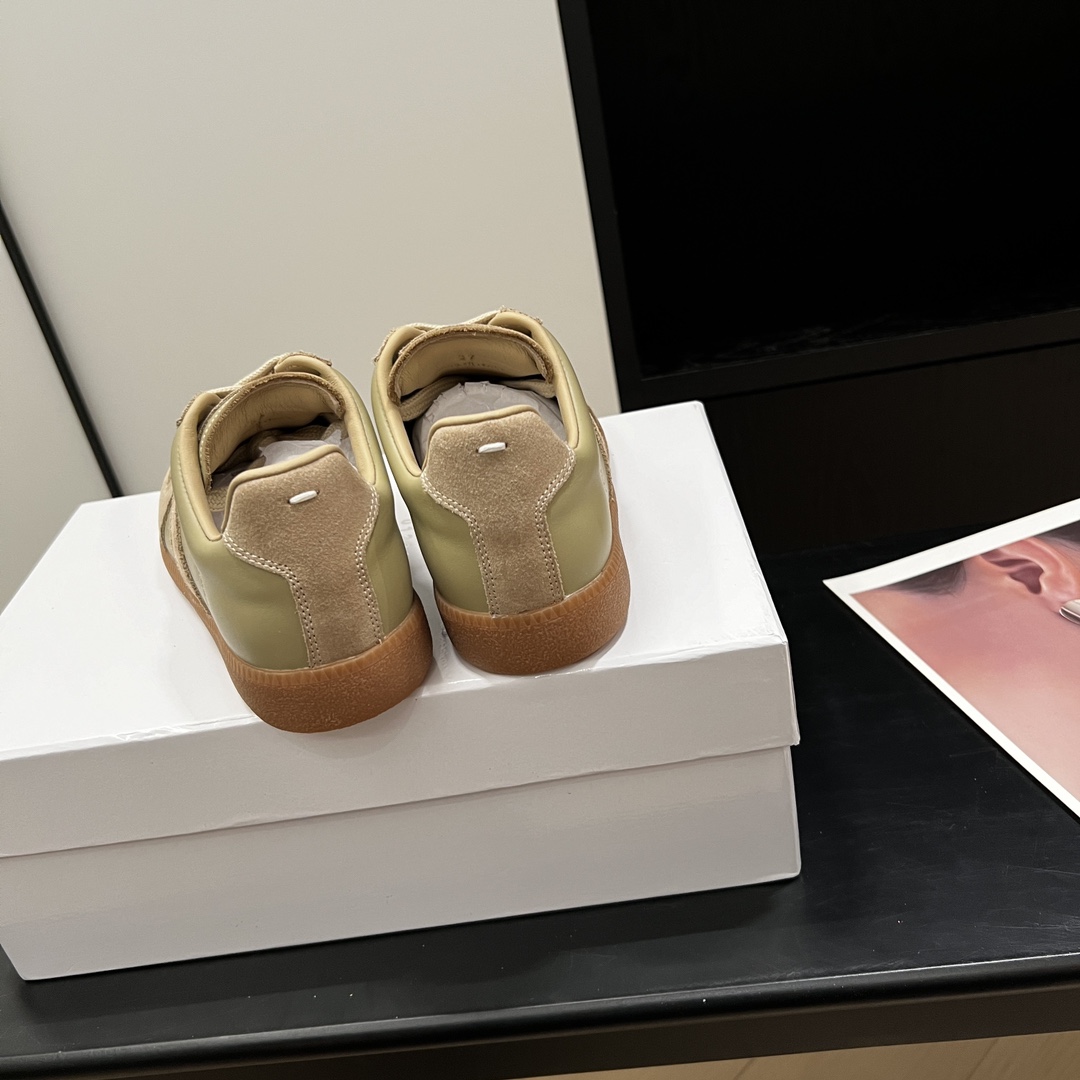 Designer Women Shoes