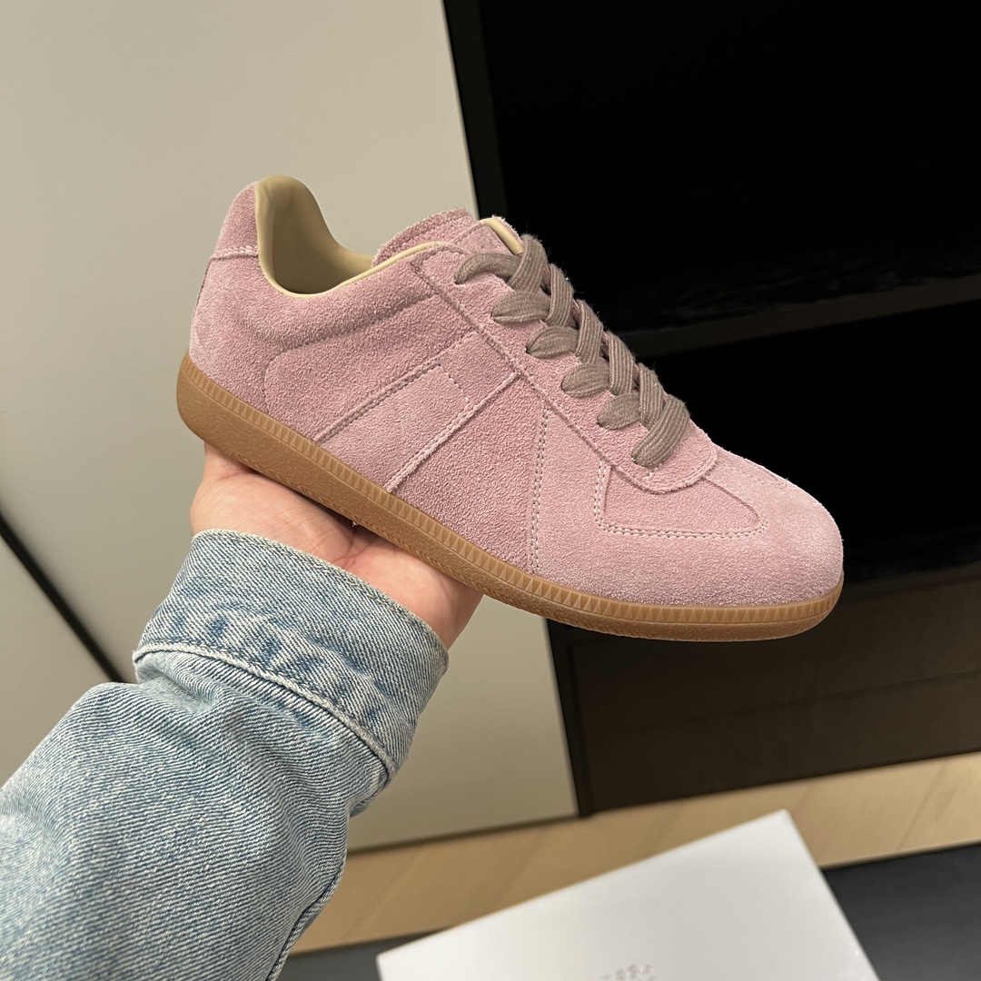 Designer Women Shoes
