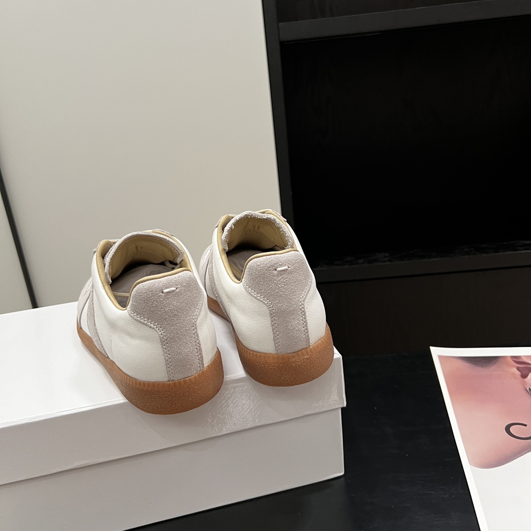 Designer Women Shoes