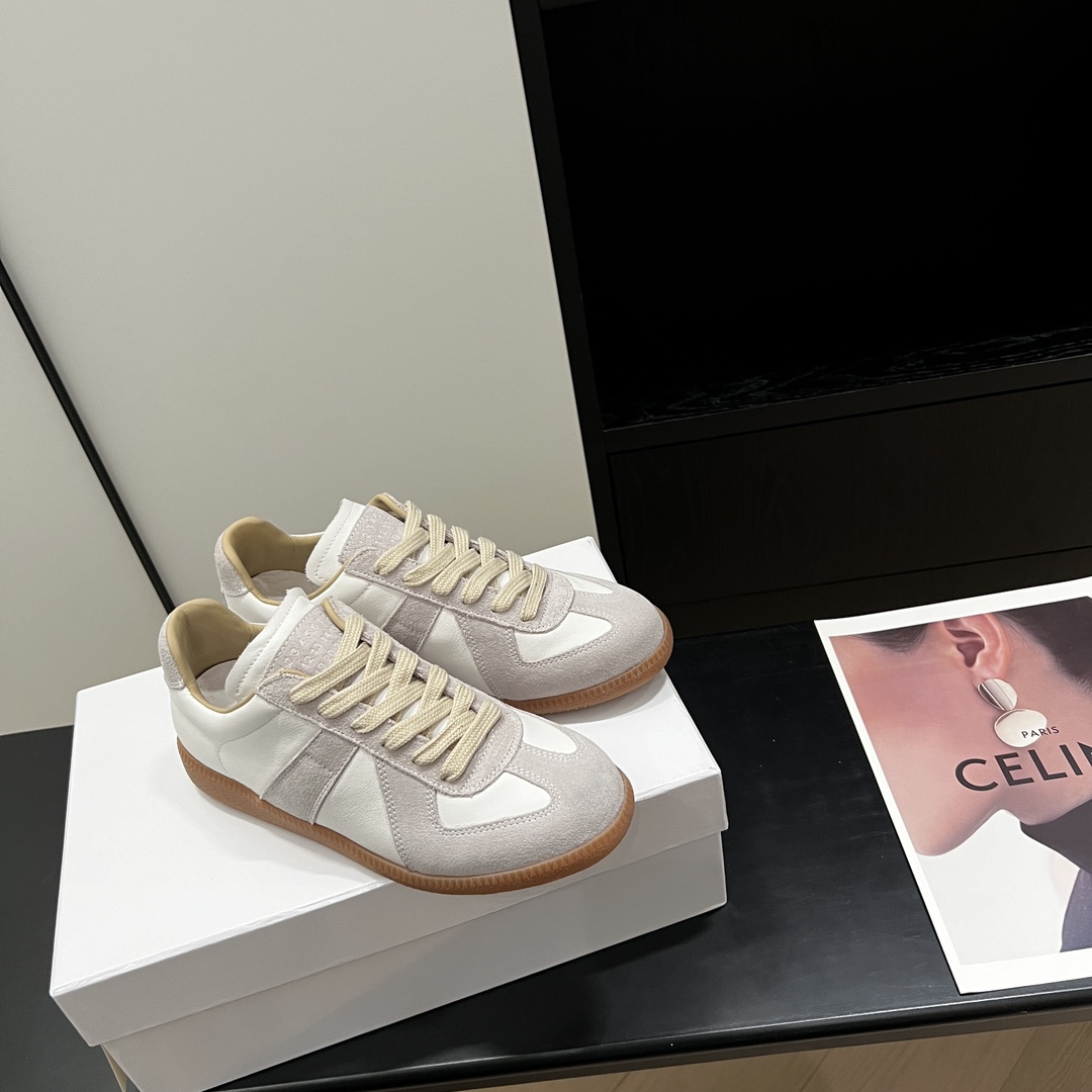 Designer Women Shoes
