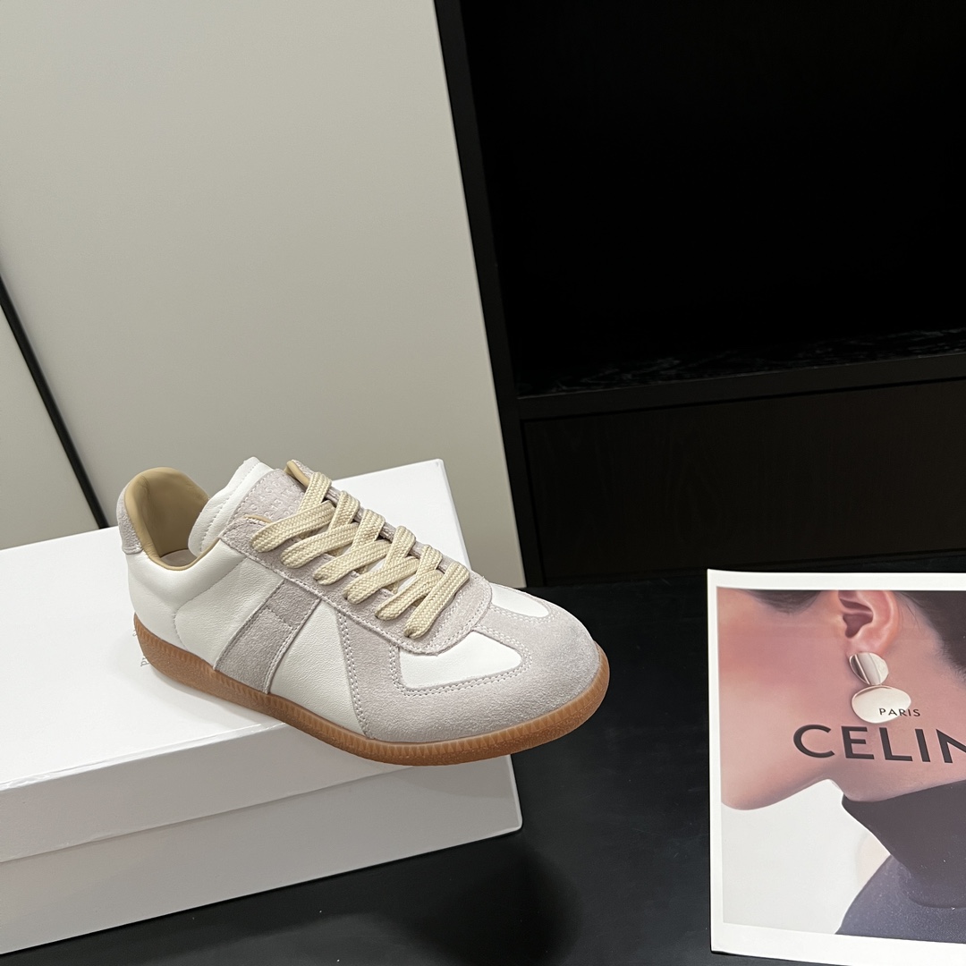 Designer Women Shoes