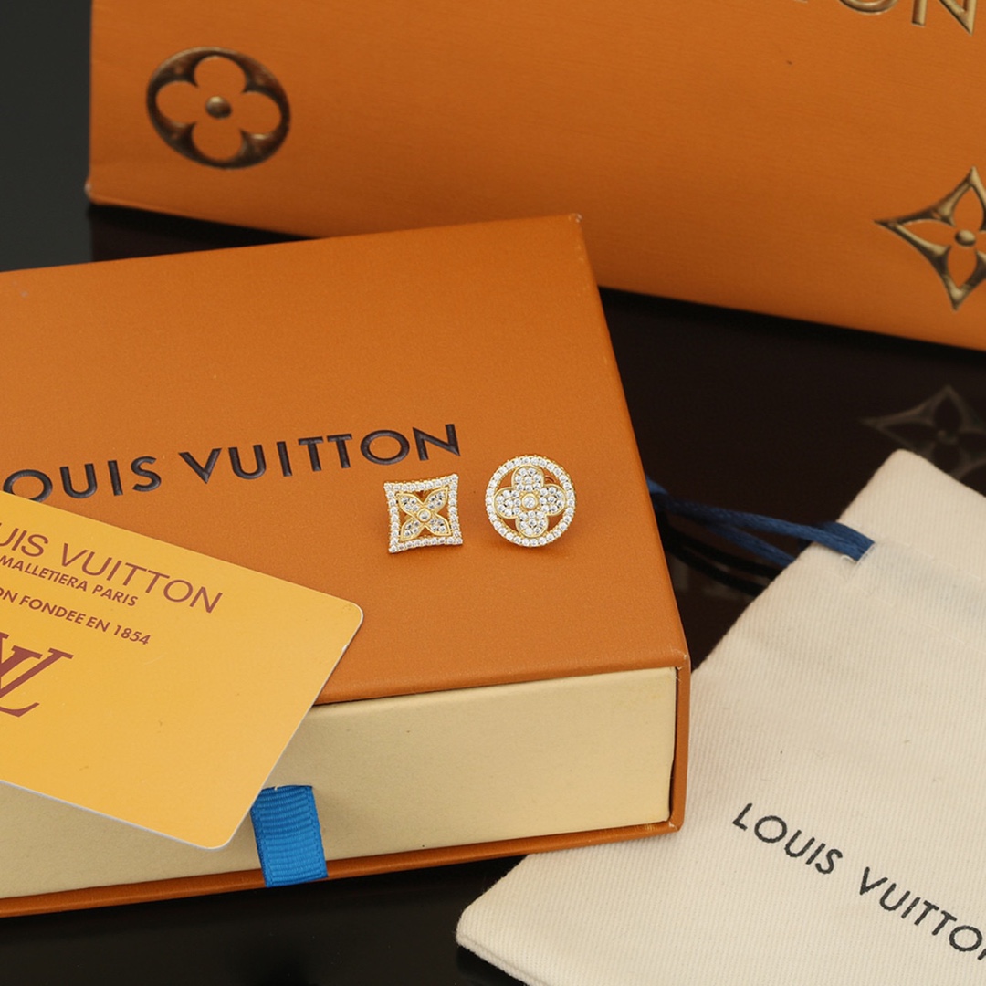 Louis Vuitton Jewelry Earring Best Quality Replica
 Polishing