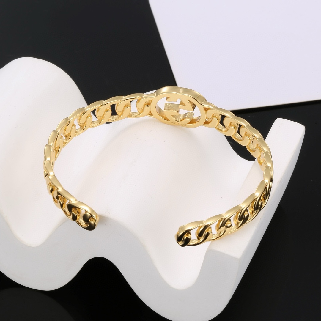 Gucci item 3