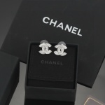 Chanel Bijoux Boucle D'Oreille Jaune 1 Chanel Bijoux Boucle D’Oreille Jaune