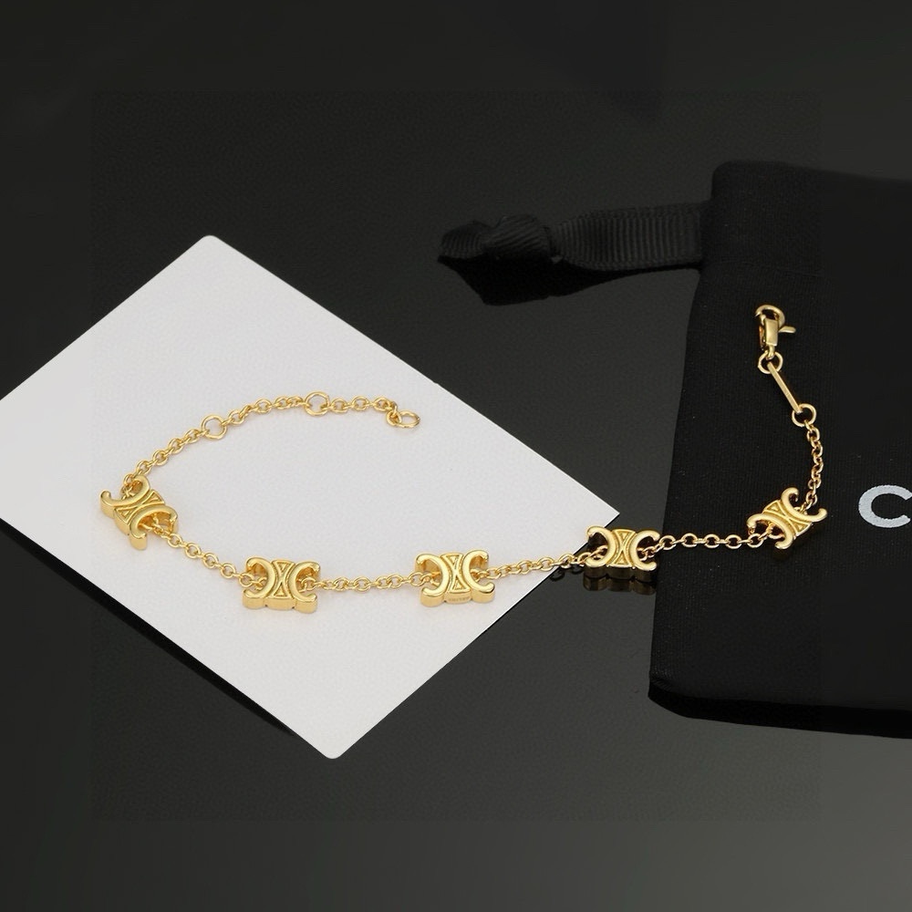 “250 Celine Cieline Cie Zenium: A Comprehensive Exploration of Celine’s Impact and Evolution” - 图片 1