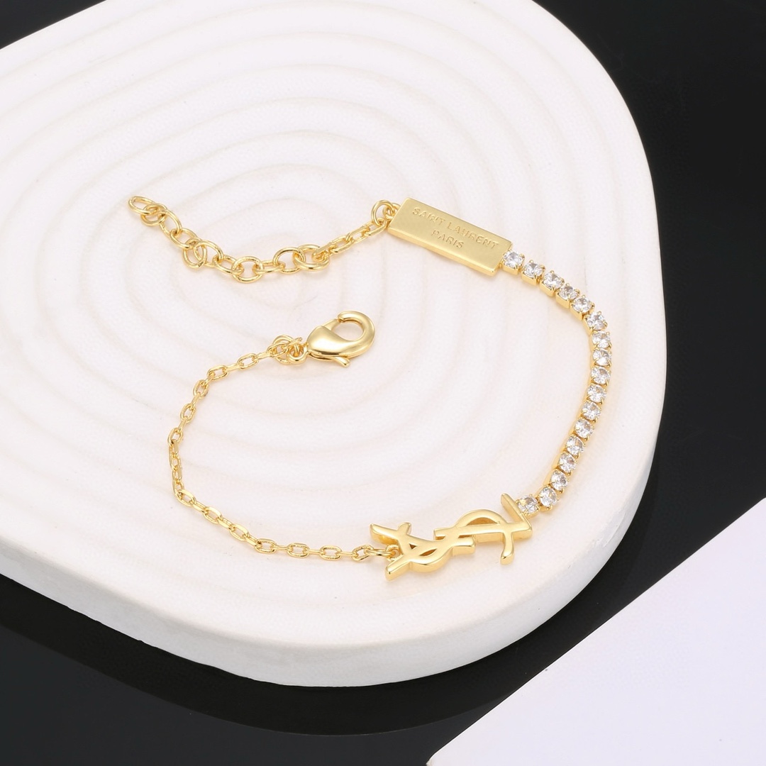 Title: YSL Saint-Lorland’s Bracelet by Yves Saint Laurent Summary: YSL’s elegant abstract design bracelet embodies luxury fashion with fine, fashionable, and novel French style since - 图片 7