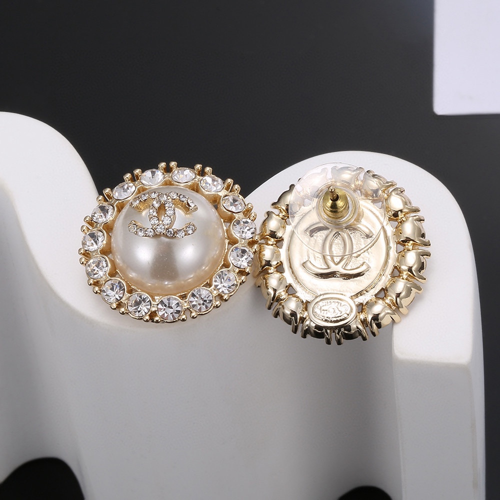 Chanel luxury item 4