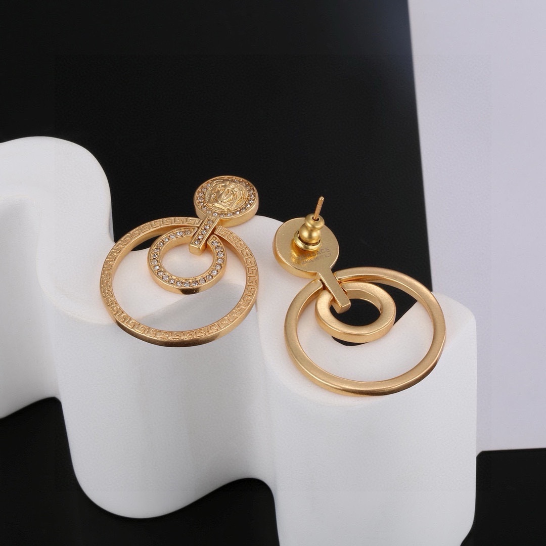 Versace Haute Couture Haute Couture Fine Jewelry Necklace Bracelet Ring 2