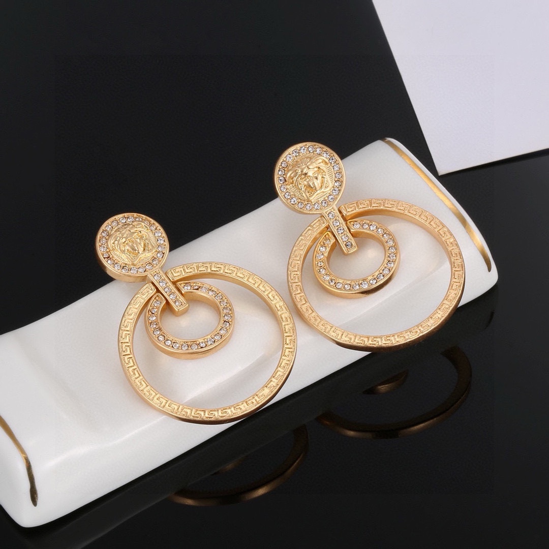 Versace Haute Couture Haute Couture Fine Jewelry Necklace Bracelet Ring 3