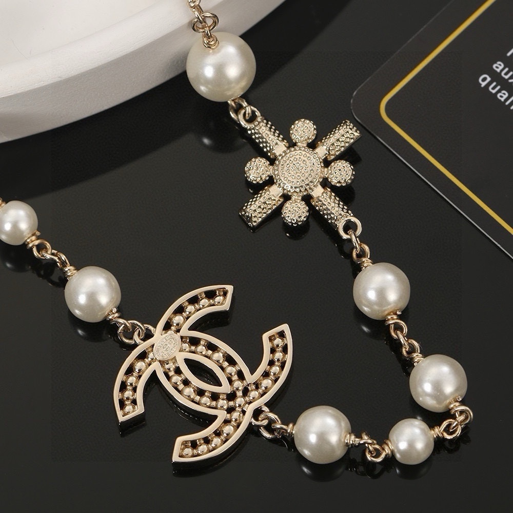 Chanel Haute Couture Haute Couture Fine Jewelry Necklace Bracelet Ring 2