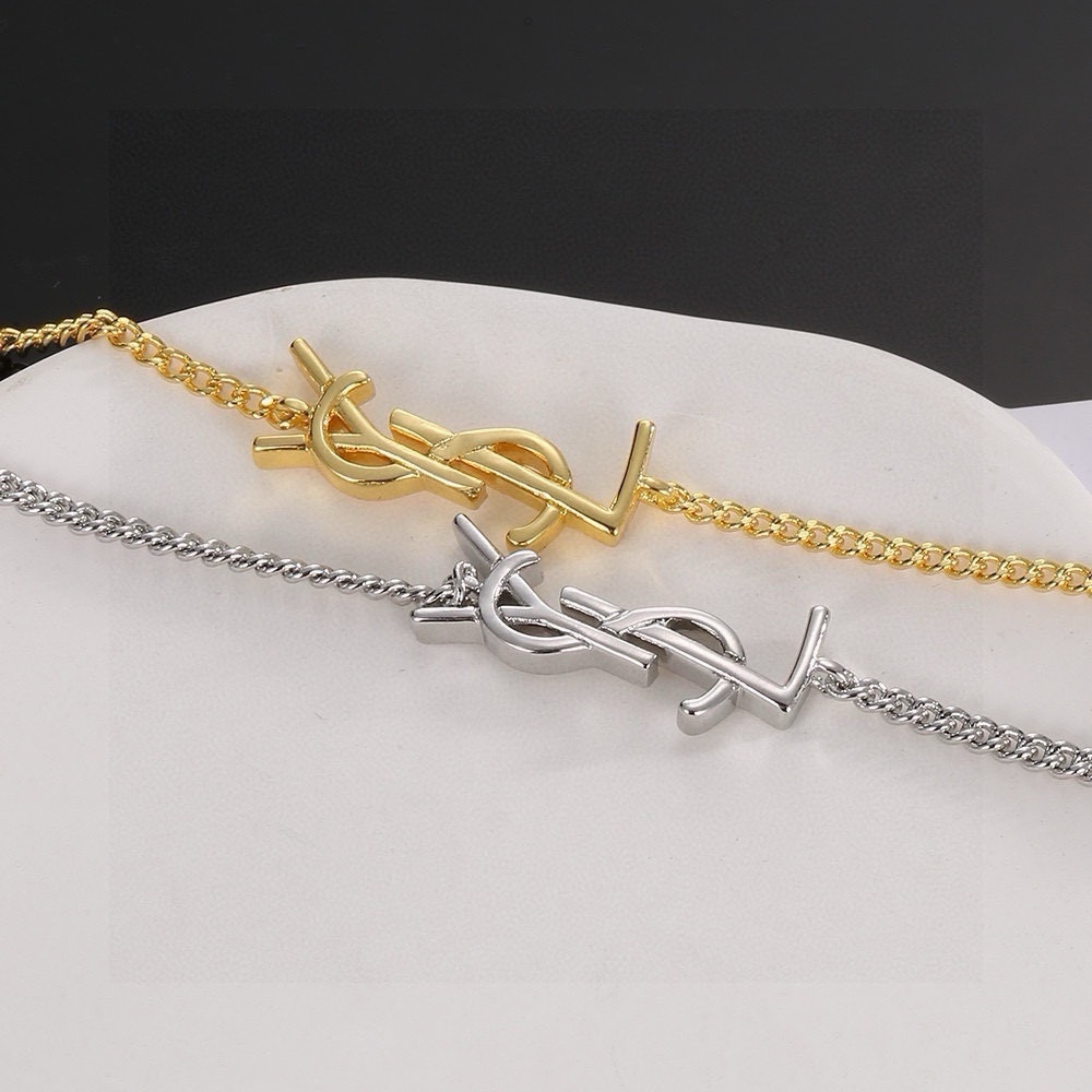 Elegant YSL Letter Lock Bracelet: Simple Design with Luxurious Appeal - 图片 4