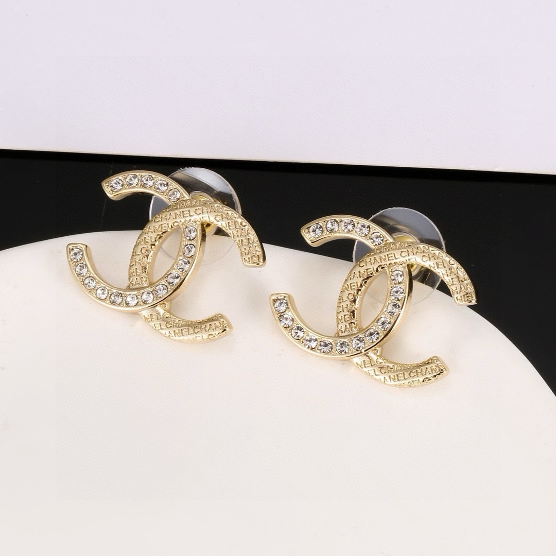 Chanel luxury designer product 4