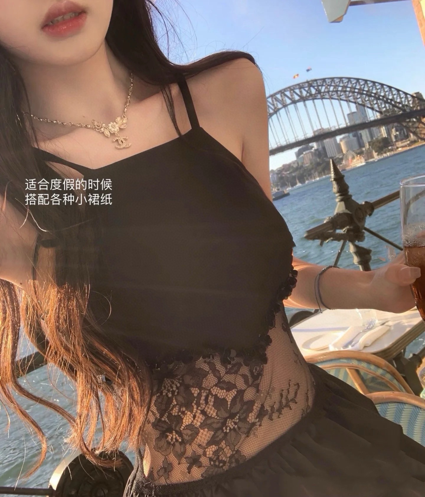 小红书推荐爆款香奈儿Chanel字母山茶花最新款金色项链带Logo超个性百搭款特别特别赞整体细节非常令人
