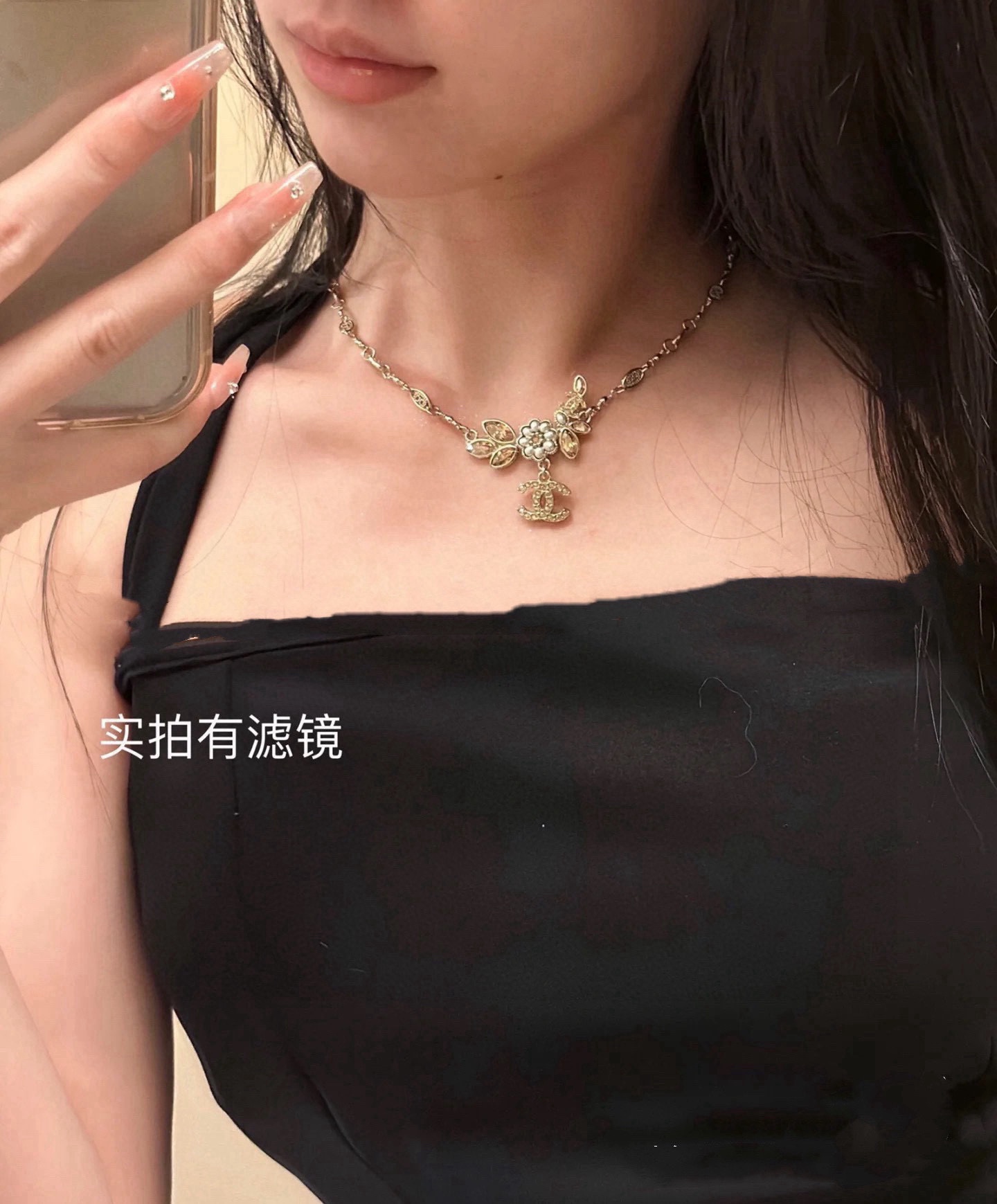 小红书推荐爆款香奈儿Chanel字母山茶花最新款金色项链带Logo超个性百搭款特别特别赞整体细节非常令人