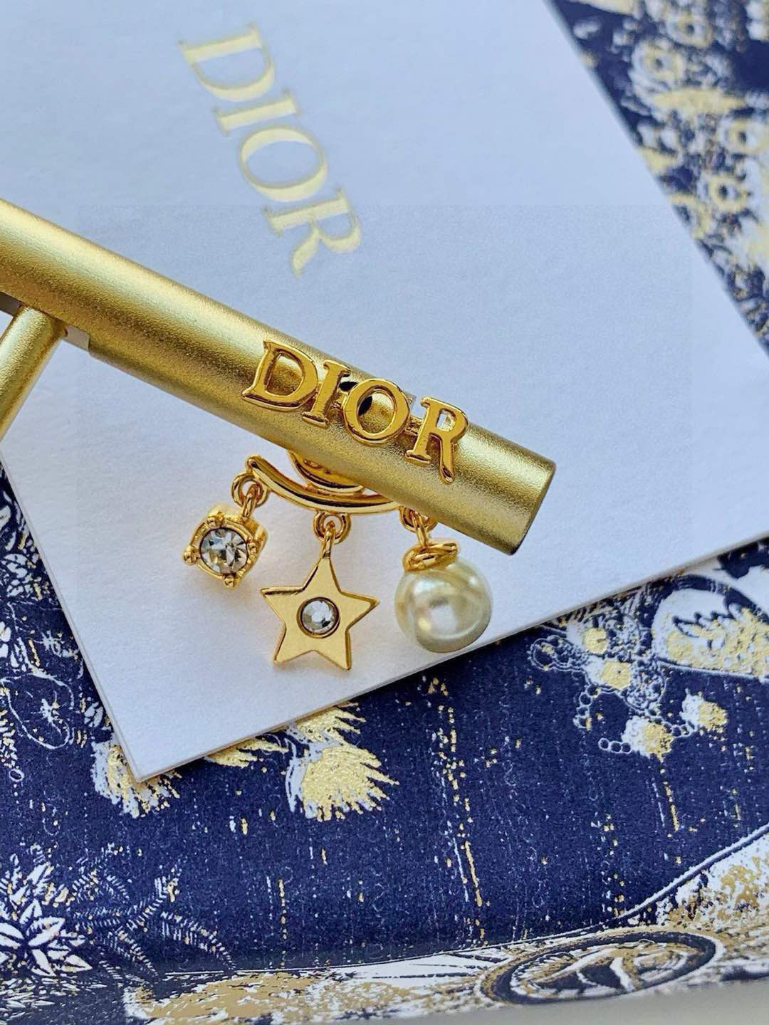 Original Single Version 】 (with complete packaging)Dior (R) Evolution - Jewelry 6