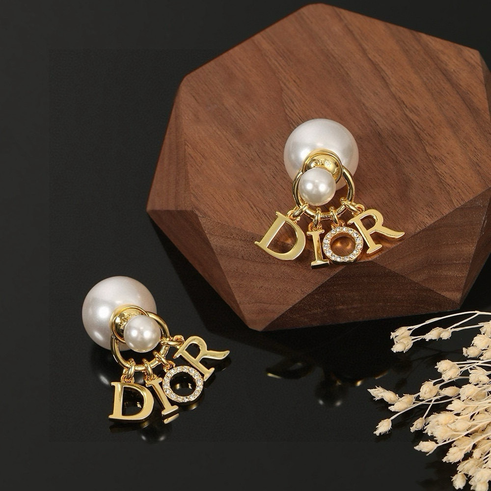 Dior Haute Joaillerie Fine Jewelry Earrings Necklace Ring Ref.0498D9F6 8