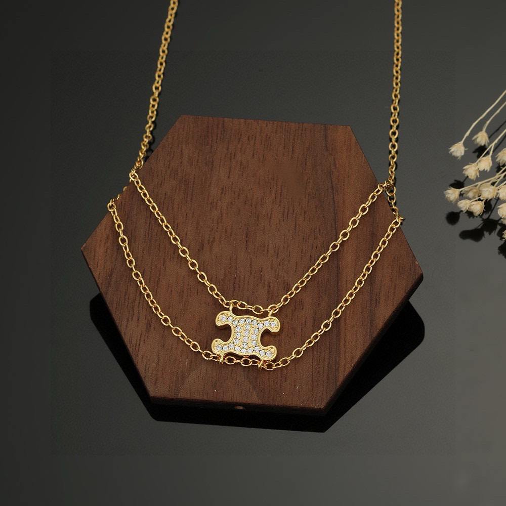  Celine 赛琳新款项链PRECLOUS新品 简单时尚款式🌟专柜一致黄铜材质电镀18k金 火爆款出货