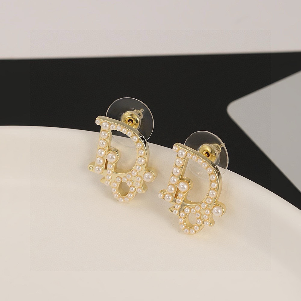 Dior CD Pearl Earrings - Iconic Design, Exquisite Craftsmanship, Gold Finish 4 i1743145405940 4559 0 2