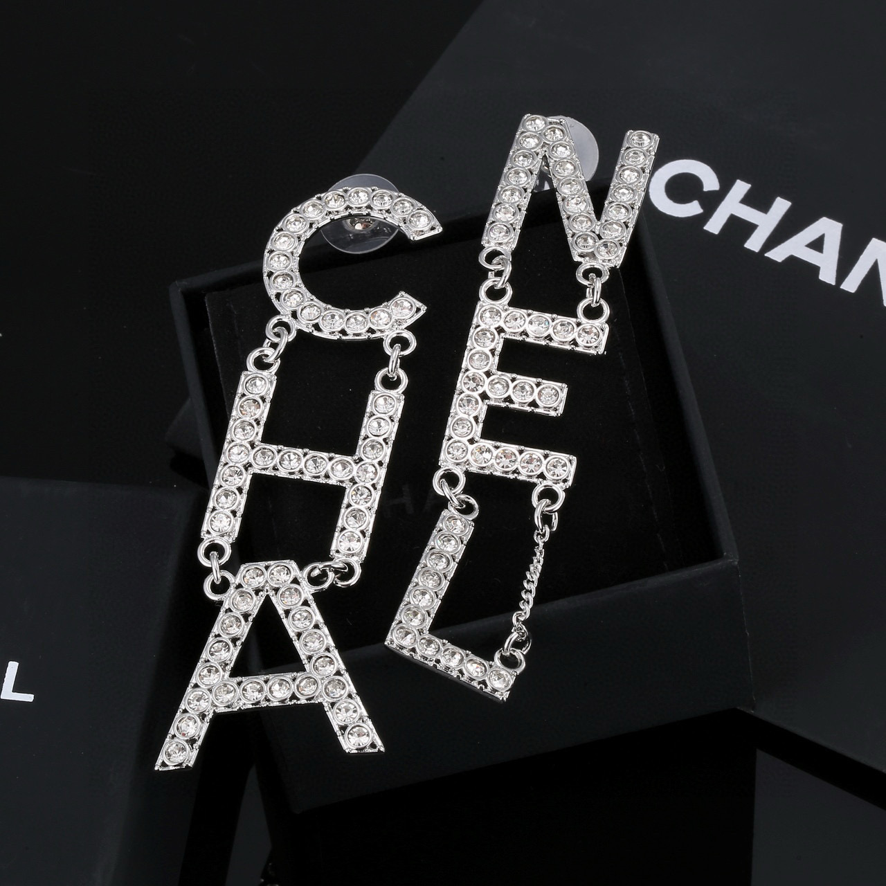  Chanel香奈儿字母耳钉  耳环热销款 市面最高版本！专柜11款式开模 925纯银针 专柜原版同亚金