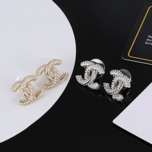 Elegant Chanel CC Stud Earrings with S925 Silver Pin, Chic and Versatile 1 Elegant Chanel CC Stud Earrings with S925 Silver Pin, Chic and Versatile