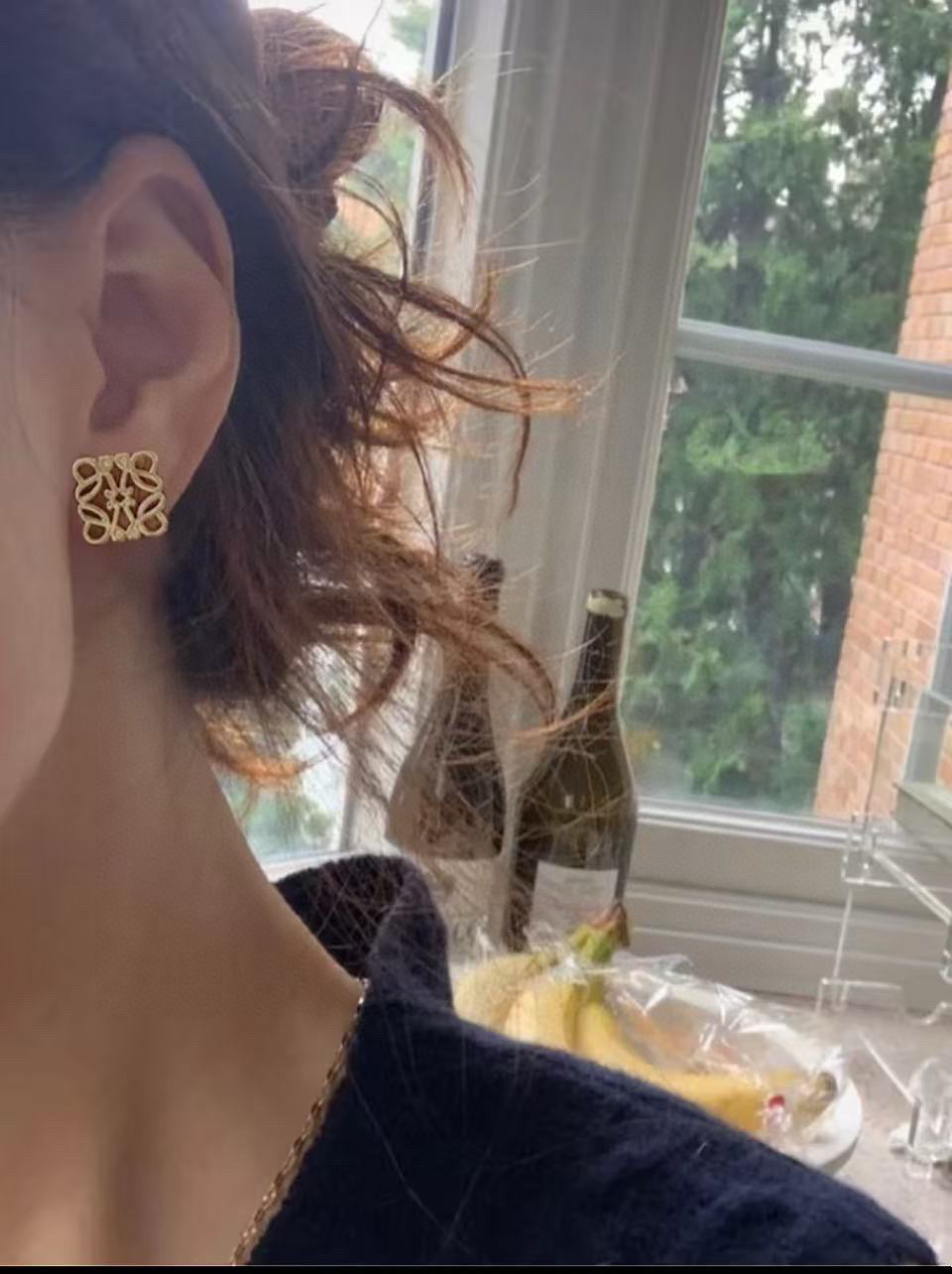  金色爆款罗意威的设计真的很厉害，非常的艺术！它的logo就是最美的艺术！🎨 金色罗意威字母细节处理的非