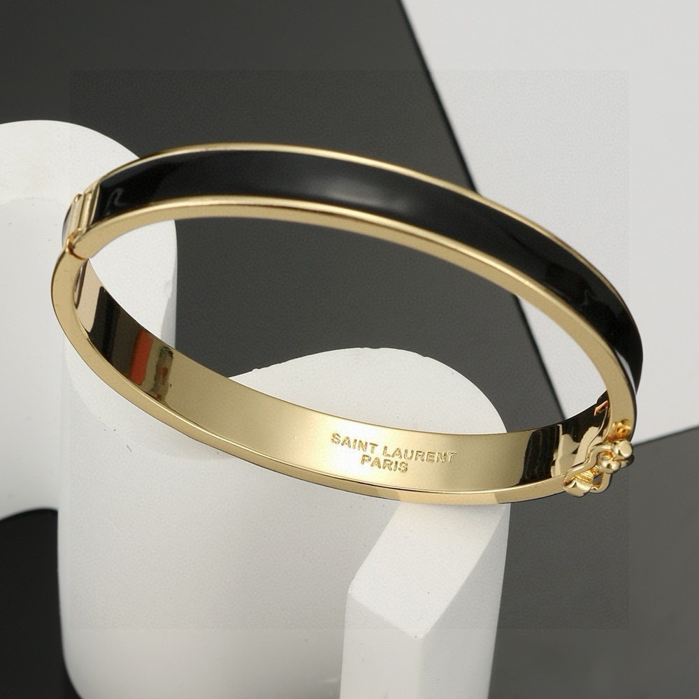 Luxurious YSL Bracelet: Classic, Fashionable, Timeless Charm with St. Roland Tradition. - 图片 3