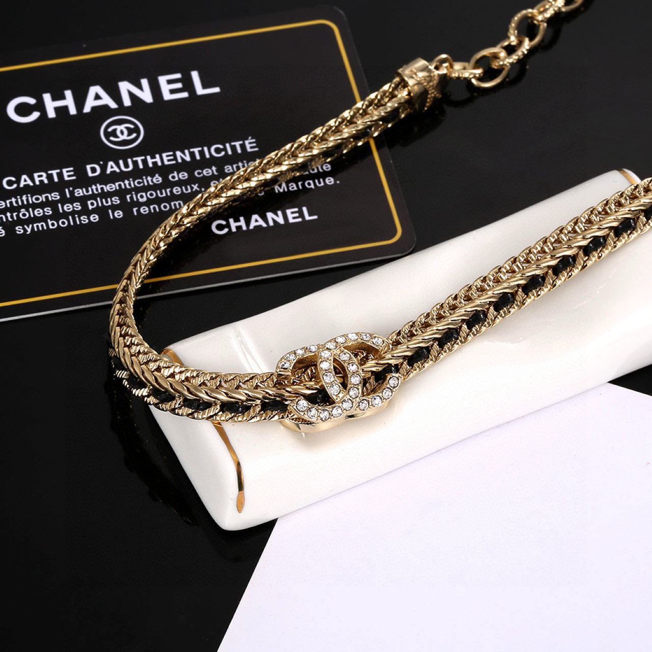  CHANEL 小香皮带项链，高端品质，专柜同材质，真正黄铜，离子电镀，独家实拍图‼做工精致细腻，重工版