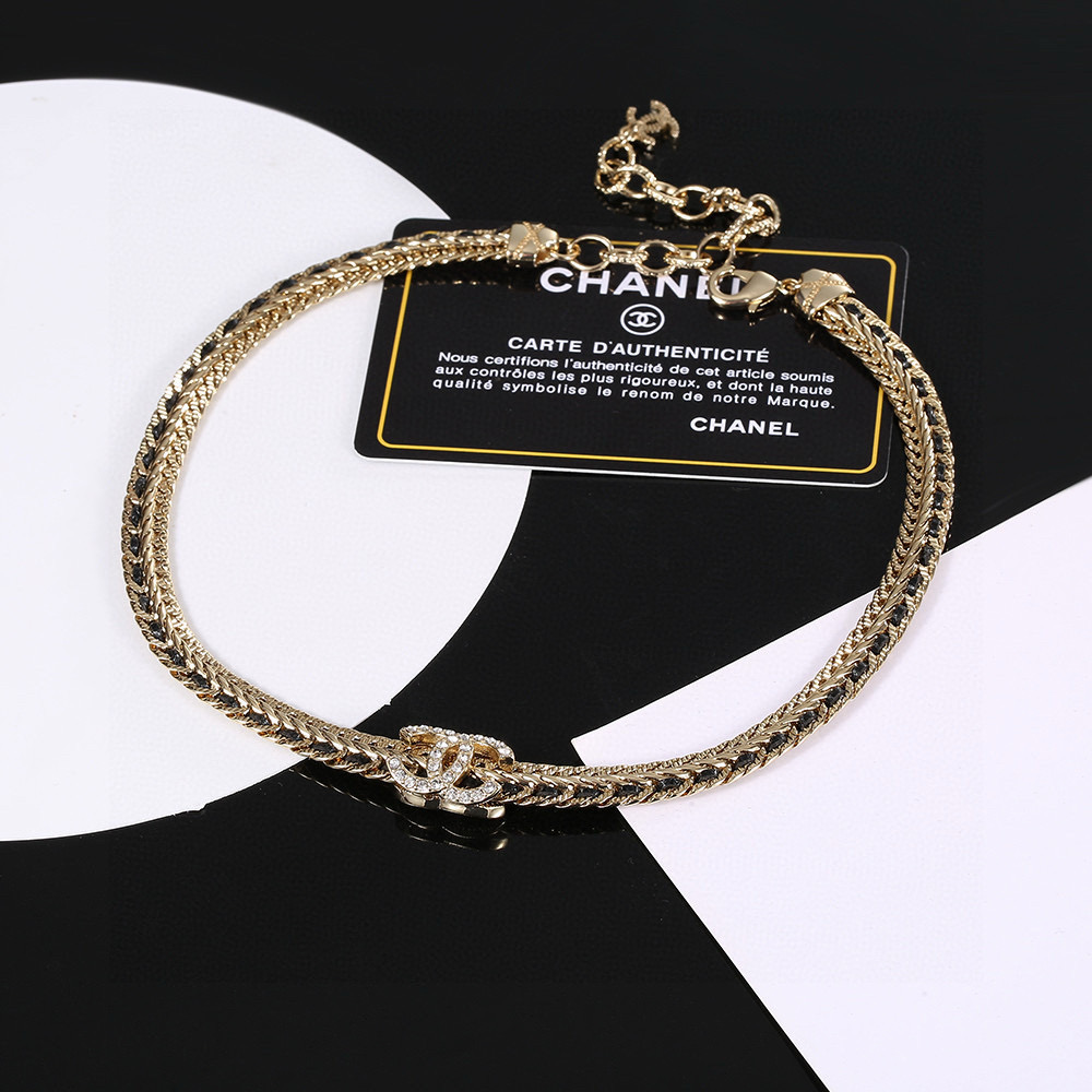  CHANEL 小香皮带项链，高端品质，专柜同材质，真正黄铜，离子电镀，独家实拍图‼做工精致细腻，重工版