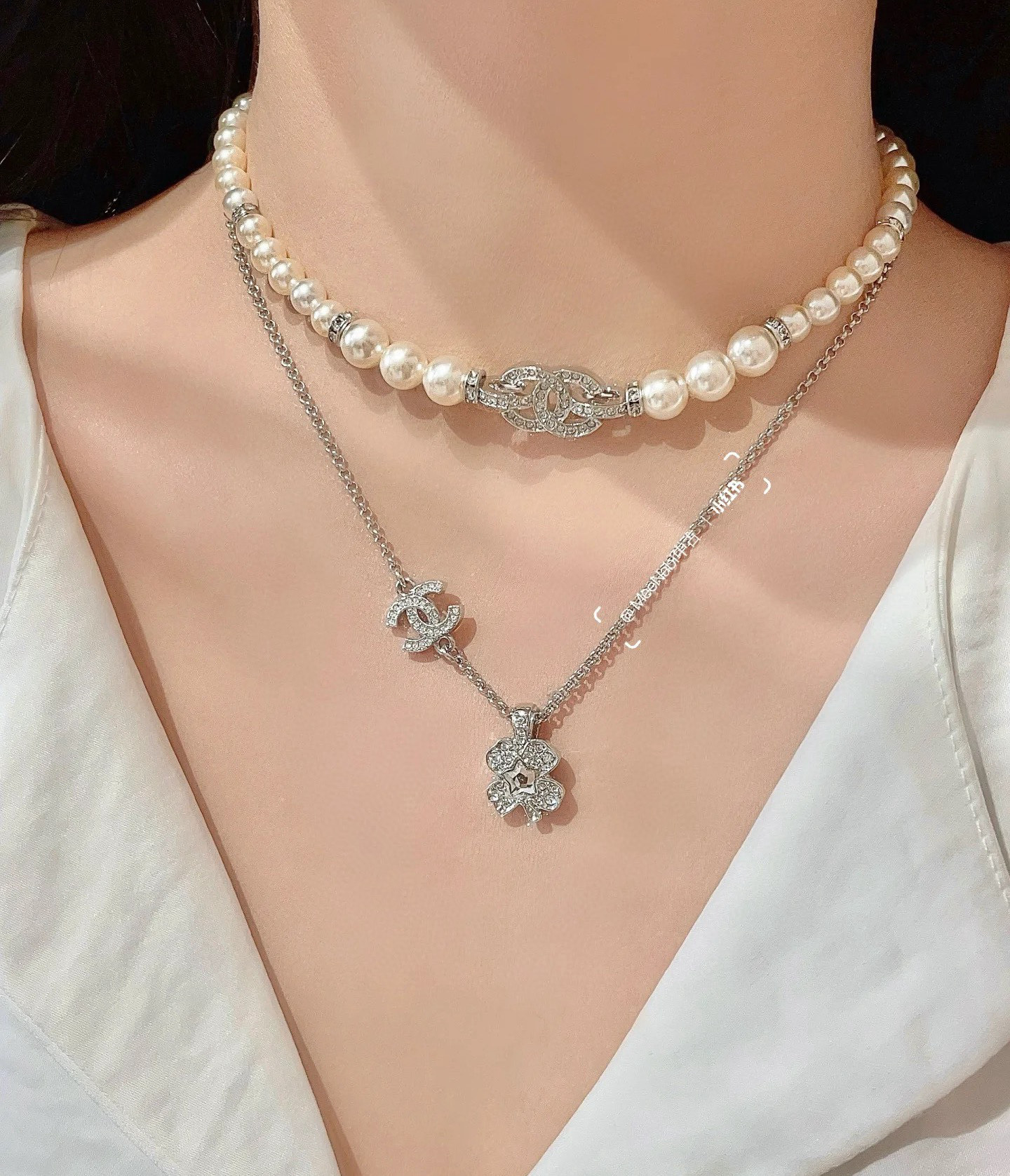  CHANEL 香奈儿珍珠项链，高端品质，专柜同材质，做工精致细腻，重工版本，简约大方温文尔雅，特别温柔