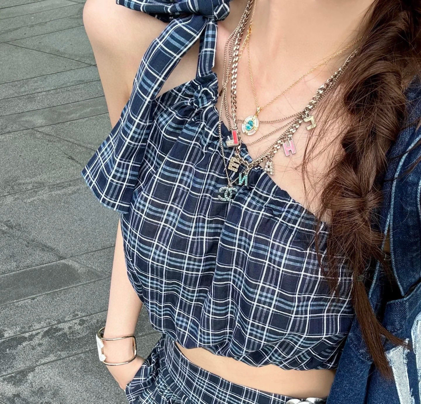  CHANEL 小香项链，高端品质，专柜同材质，做工精致细腻，重工版本，多层链条设计，简约大方温文尔雅，