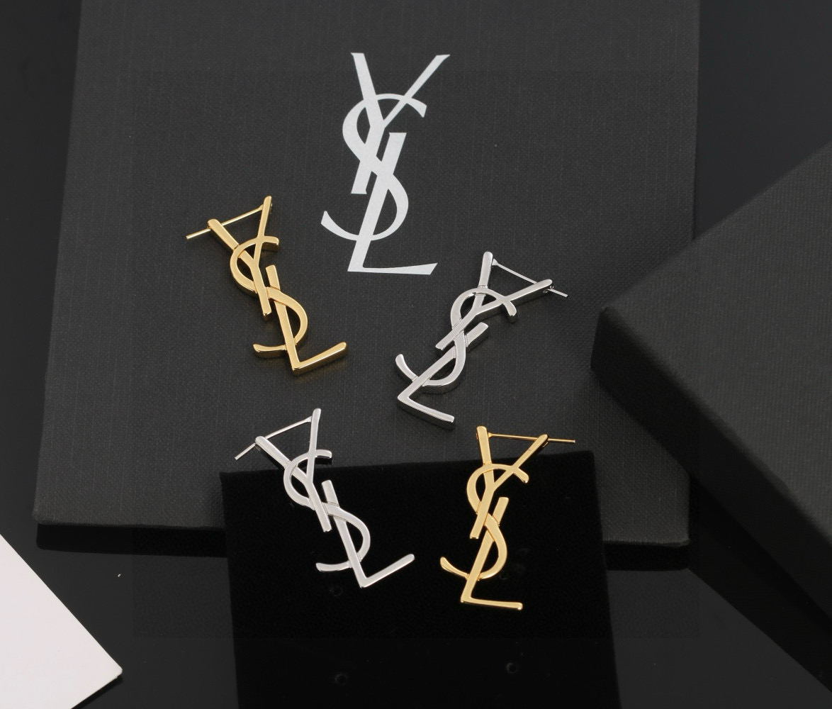  YSL 圣罗兰 耳钉原装黄铜材质 Yves Saint Laurent 创立于1961年 优雅抽象大胆