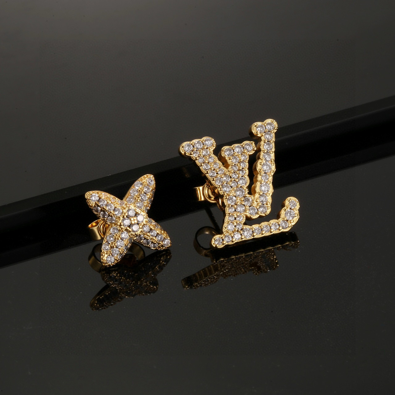  美毙了✨ LV 路易威登 耳钉 😍优雅知性大气上档次 百搭款式 👑简直美的不能再美了