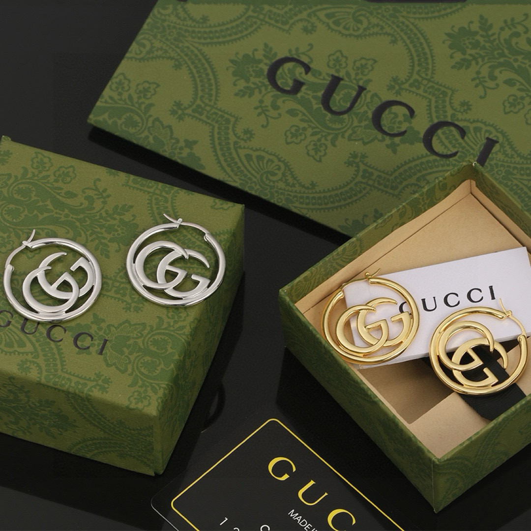  Gucci 古驰 耳环 高端 打造 美到哭，因为是限量版，你根本无法在店内看到现货，现货一到真的bli