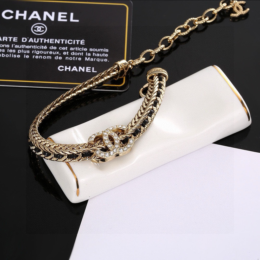 CHANEL 小香皮带手链 高端品质，专柜同材质，真正黄铜，离子电镀，独家实拍图‼做工精致细腻，重工版本
