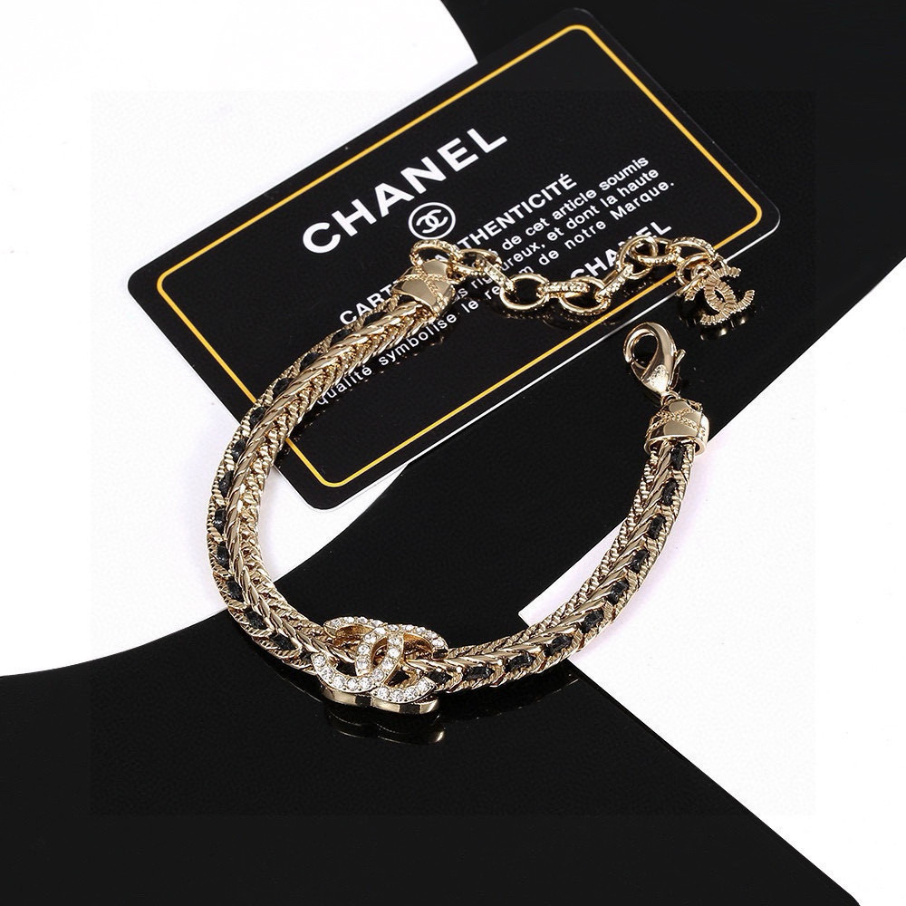 CHANEL 小香皮带手链 高端品质，专柜同材质，真正黄铜，离子电镀，独家实拍图‼做工精致细腻，重工版本