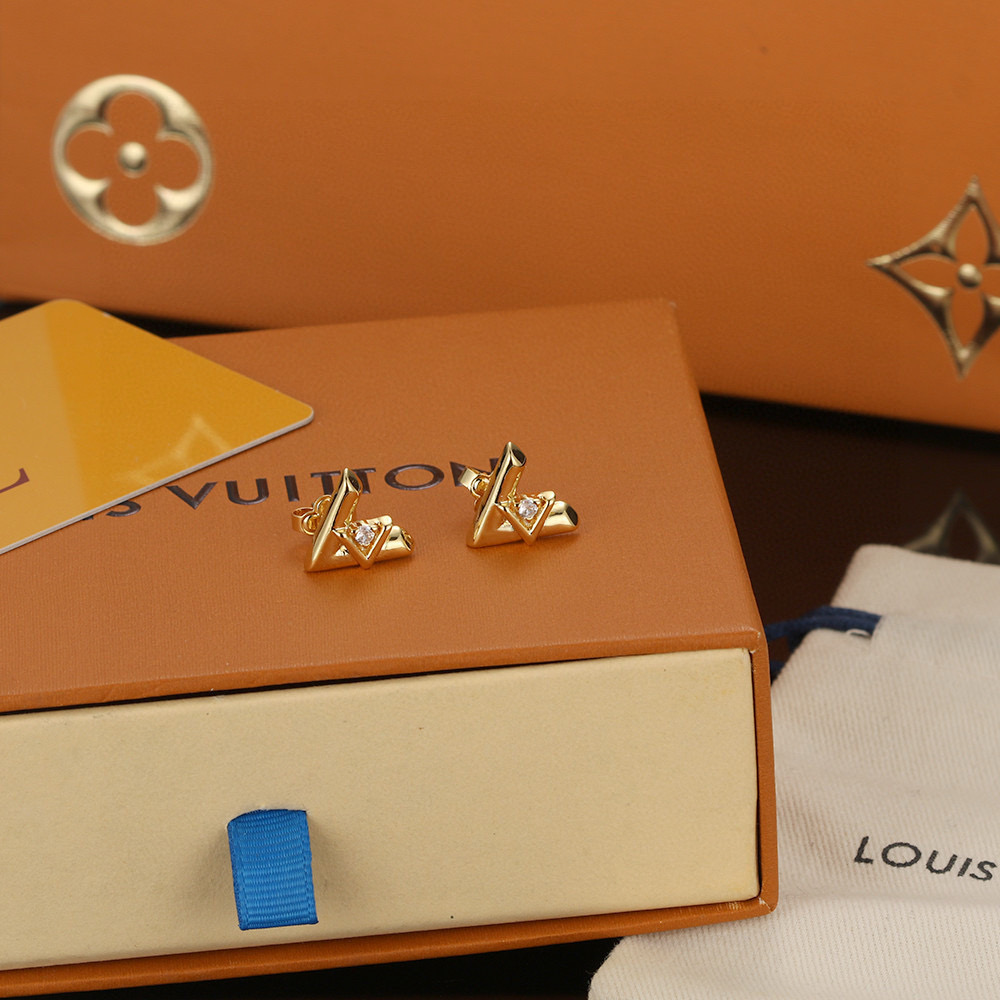  louls vulttoN 😘😘😘 路易~威登 耳钉原装打版代购级别 市场最好版本 LV耳钉 也专柜一