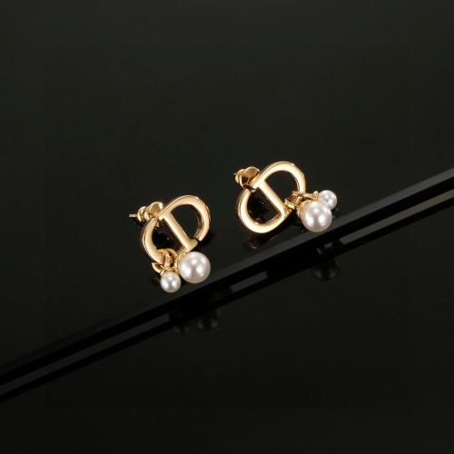 Dior CD Letter Vintage Stud Earrings Heavy Industry Electroplating 1 Dior CD Letter Vintage Stud Earrings Heavy Industry Electroplating