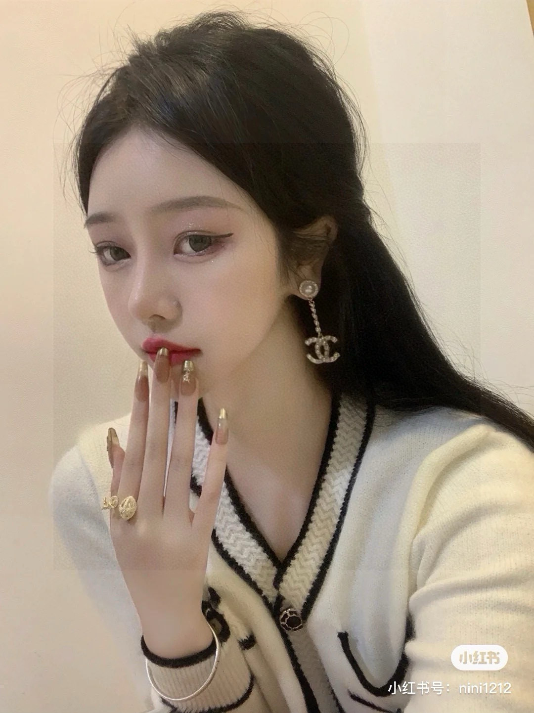 小香新款💦 Chanel香奈儿 耳钉  原版一摸一样的原单货！✨高端定制 原版黄铜  每一个细节媲美专柜