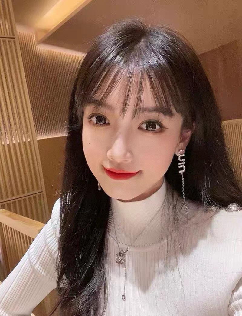  Miu Miu 缪缪 新款 施华洛世奇 水晶 满钻链条耳钉 耳环  原版材质 纯银针 手工镶嵌水晶造型