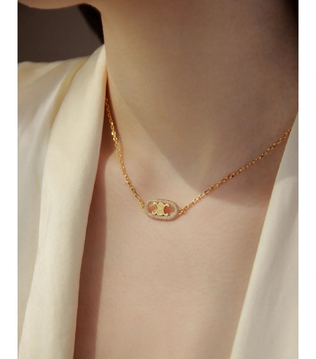 Celine 赛琳新款PRECLOUS新品 手链项链 简单时尚款式🌟专柜一致黄铜材质电镀18k金 火爆款