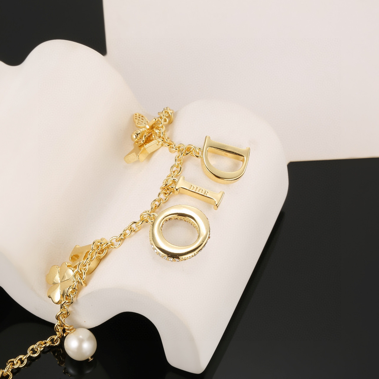 Dior 迪奥字母手链 一线 都爱的JaDior·迪奥