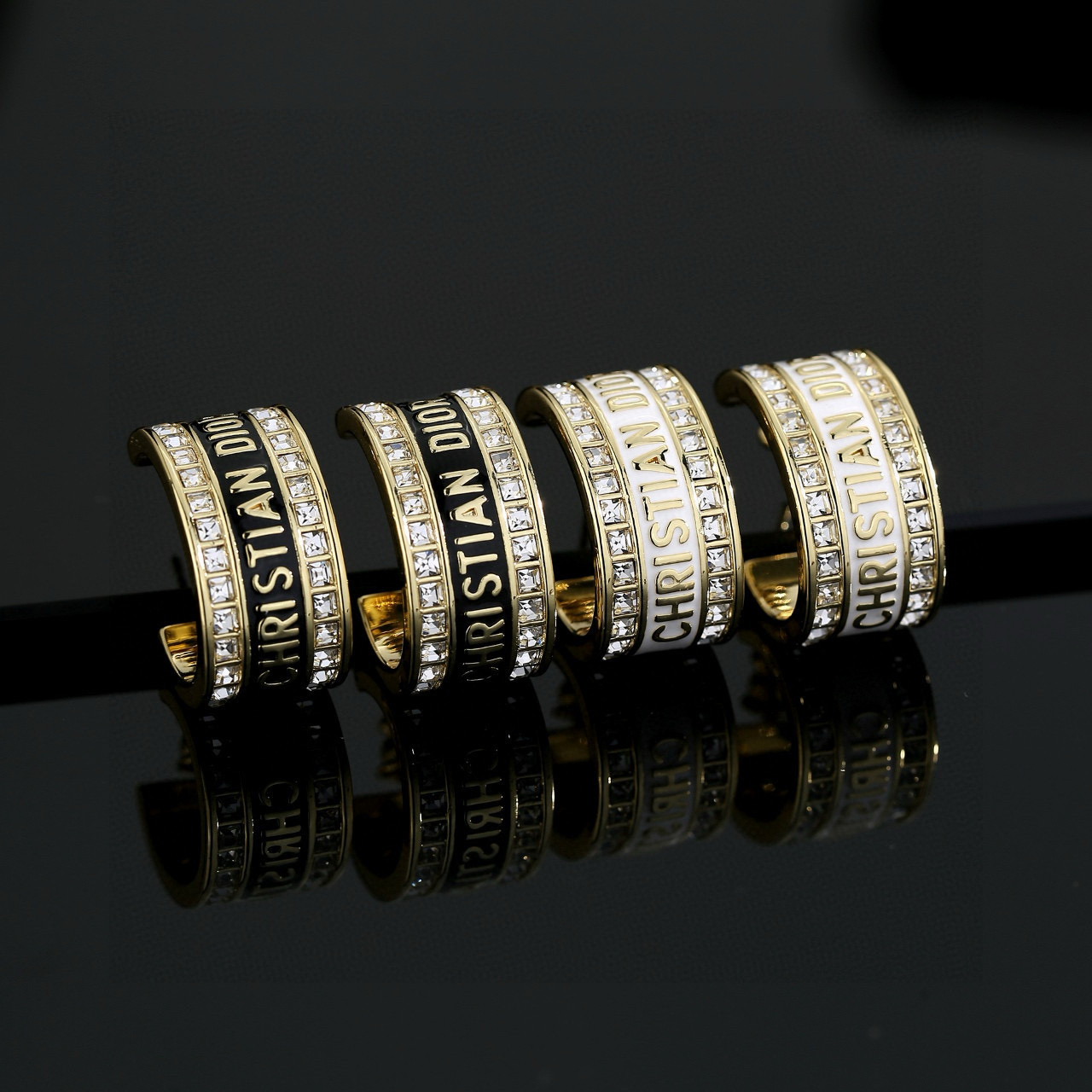 Dior Серьги буквы винтаж