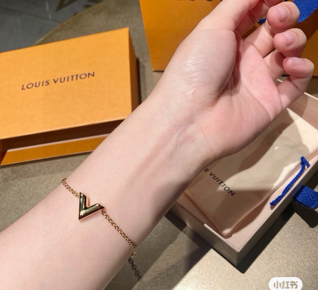 Precision Version 】 Louis Vuitton letter bracelet necklace adheres to - Jewelry 5