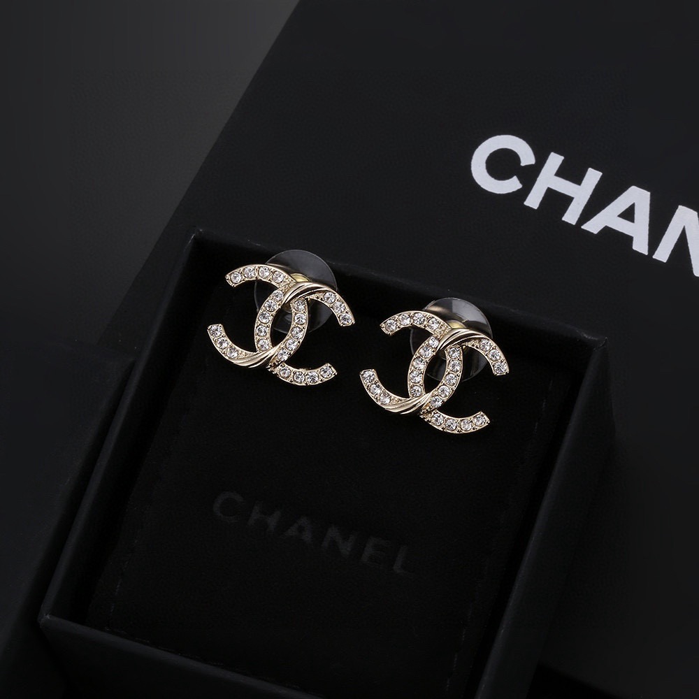 Chanel Chanel 小香 新款埃及系列 双c耳钉 精选 材质搭配纯银针 美死了 各大 独特个性风格 耳钉