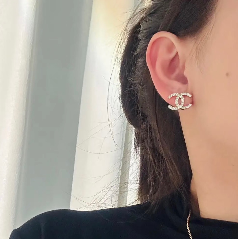 Chanel Chanel 小香 新款埃及系列 双c耳钉 精选 材质搭配纯银针 美死了 各大 独特个性风格 耳钉