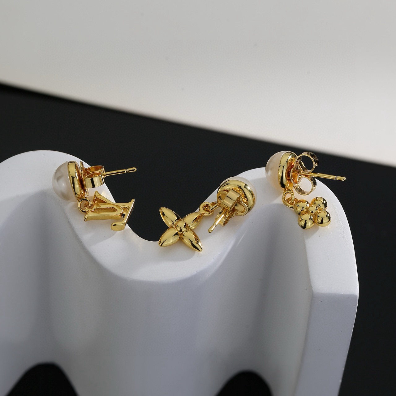 Louis Vuitton Haute Couture Haute Couture Fine Jewelry Necklace Bracelet 6