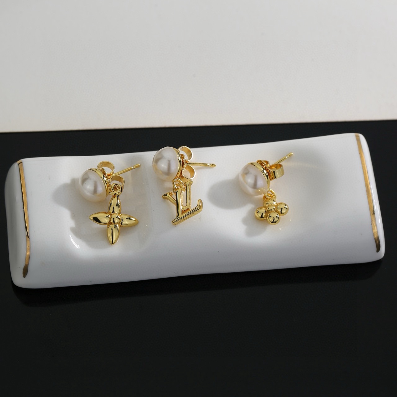 Louis Vuitton Haute Couture Haute Couture Fine Jewelry Necklace Bracelet 2