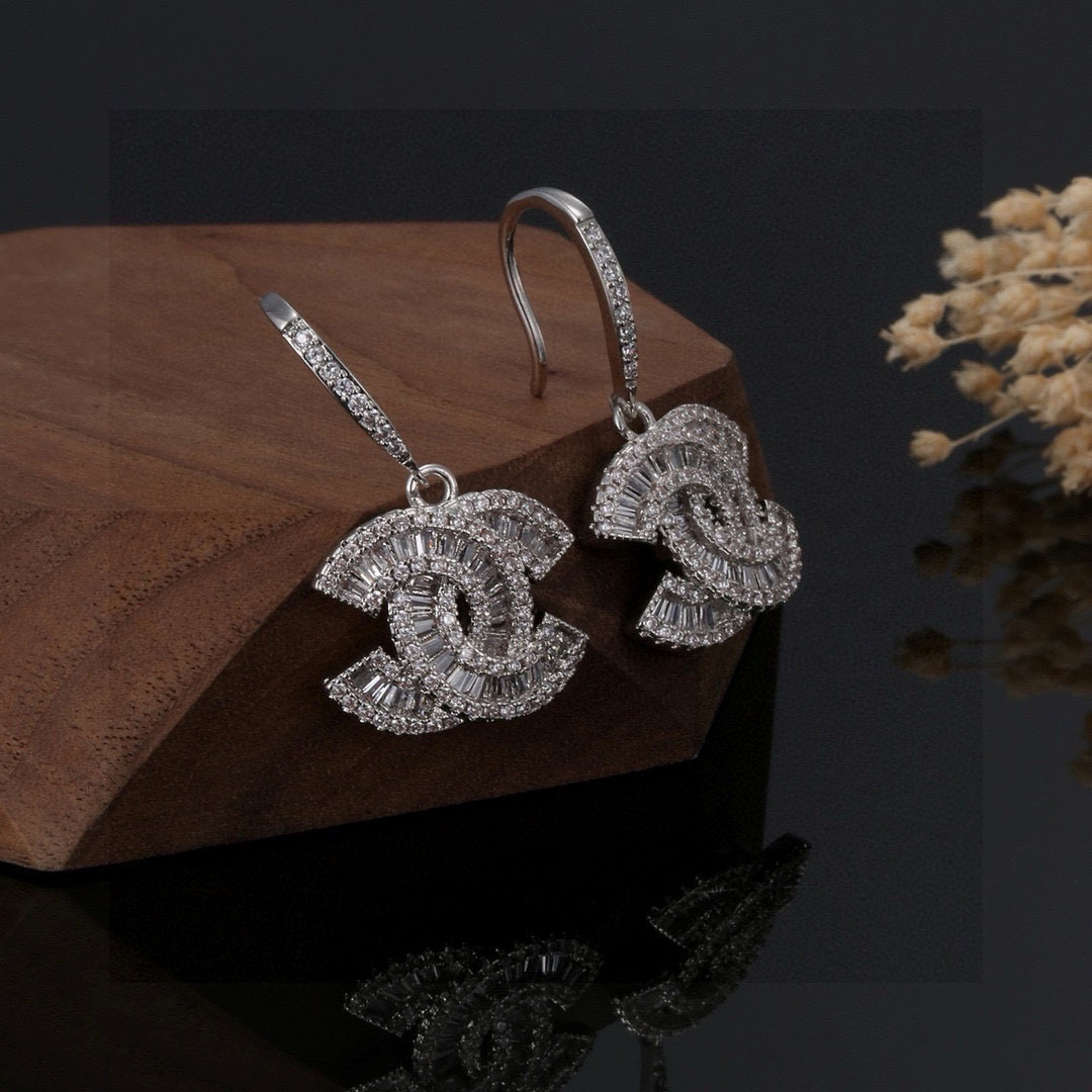 Chanel Haute Couture Haute Couture Fine Jewelry Necklace Bracelet Ring 2